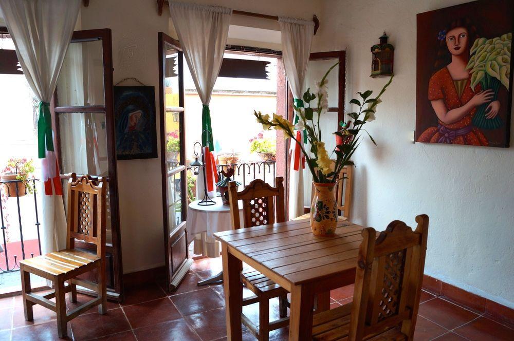 Hotel Aqui Es Mexico San Miguel de Allende Luaran gambar